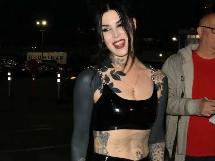Kat Von D Blackout Tattoo