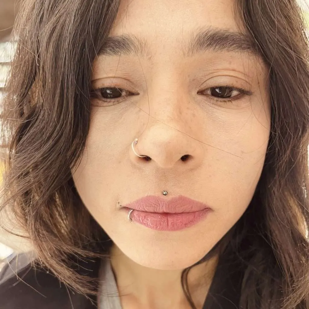 Medusa piercing in Bogota - Pecas